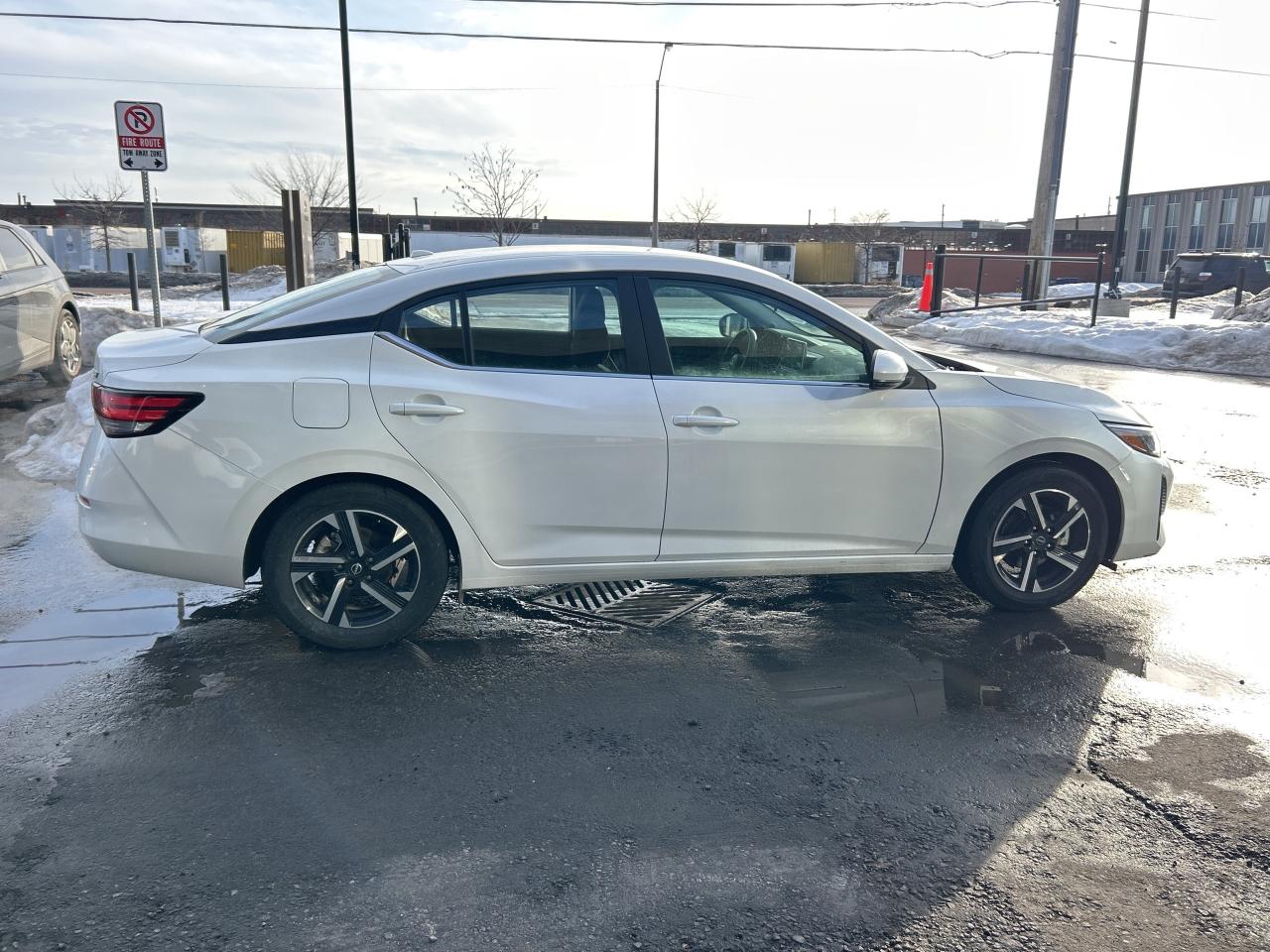 2024 Nissan Sentra SV CVT   EX RENTAL   CLEAN CAR FAX Photo