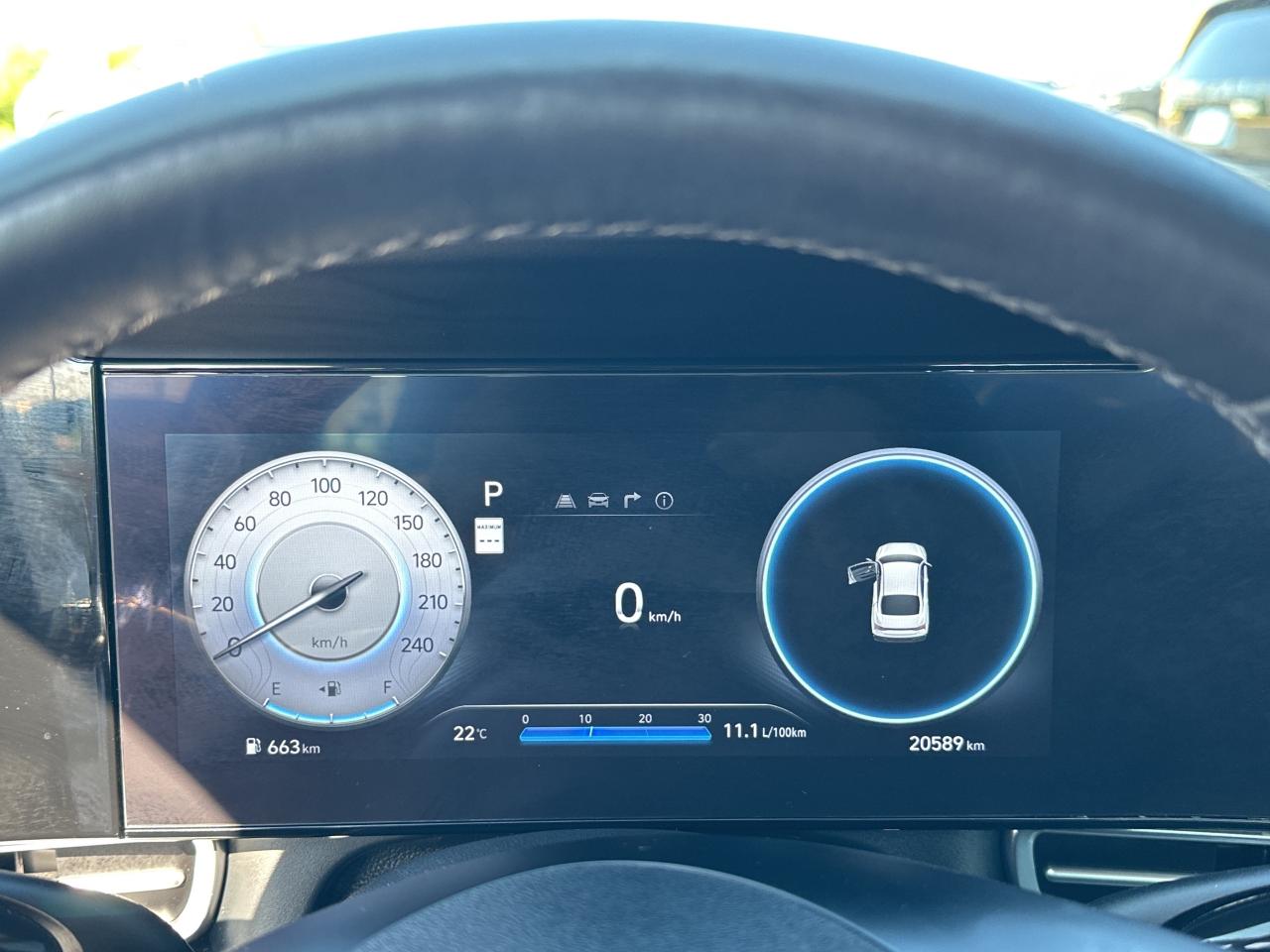 2025 Hyundai Elantra Preferred IVT w-Tech Pkg   Starting from 4.49% OAC Photo