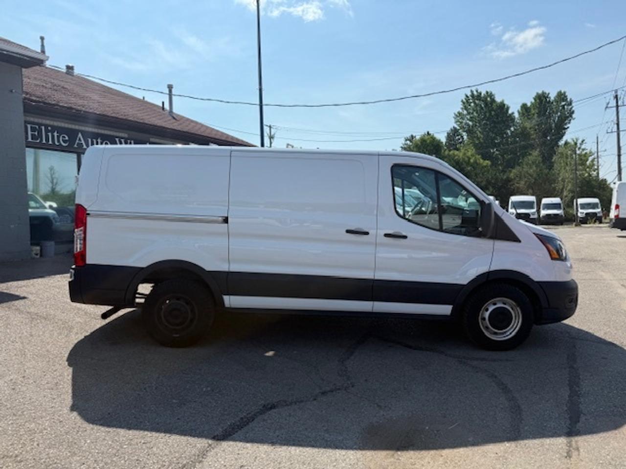 2020 Ford Transit Cargo Van Divider, Shelving, Power seat. Photo3