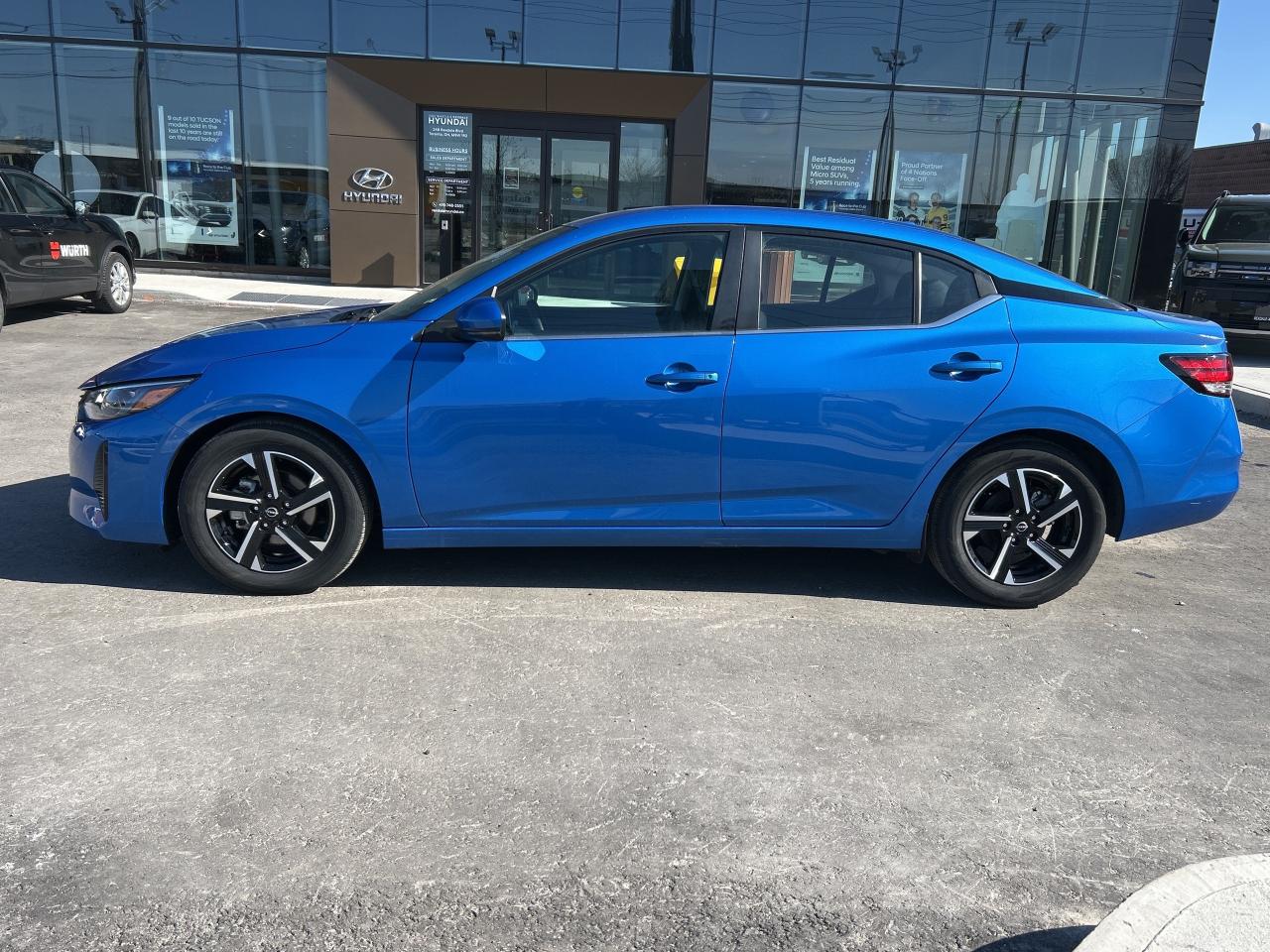 2024 Nissan Sentra SV CVT Photo