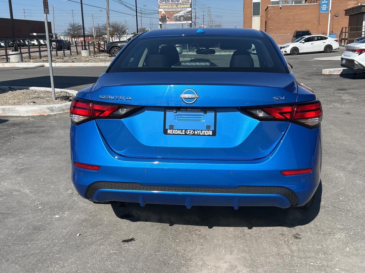 2024 Nissan Sentra SV CVT Photo