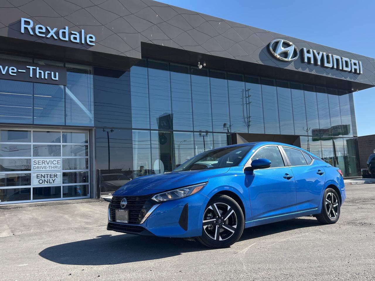 2024 Nissan Sentra SV CVT Photo