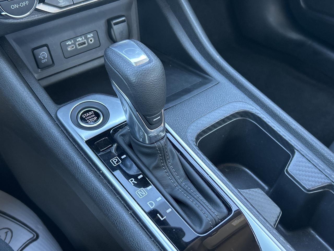 2024 Nissan Sentra SV CVT Photo