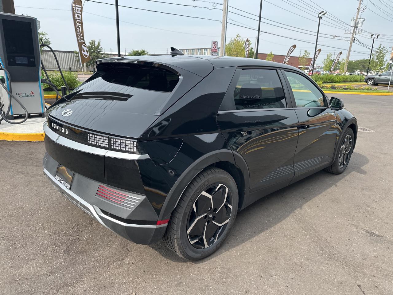 2024 Hyundai IONIQ 5 Preferred RWD Long Range   Starting from 3.99% OAC Photo