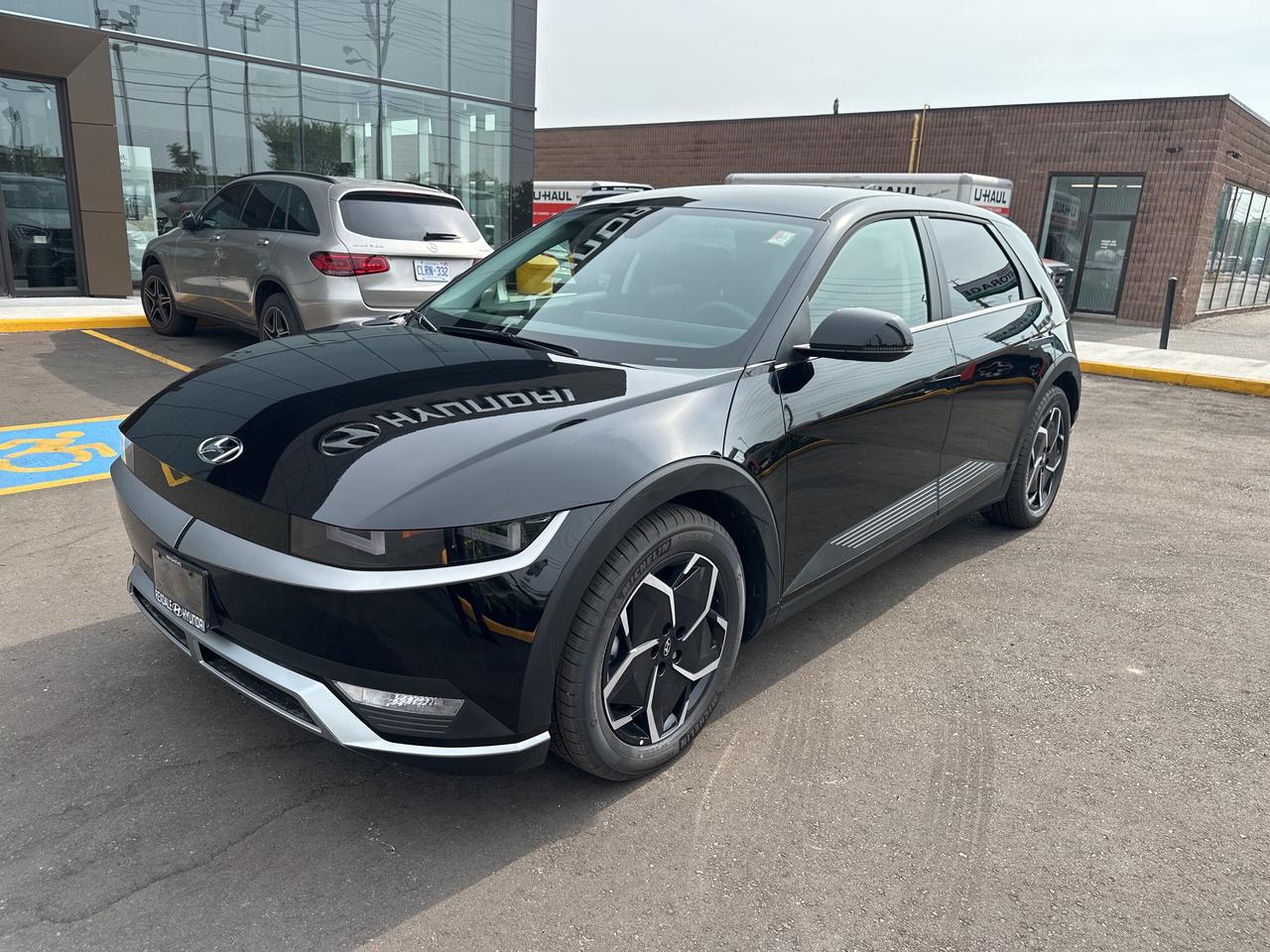 2024 Hyundai IONIQ 5 Preferred RWD Long Range   Starting from 3.99% OAC Photo