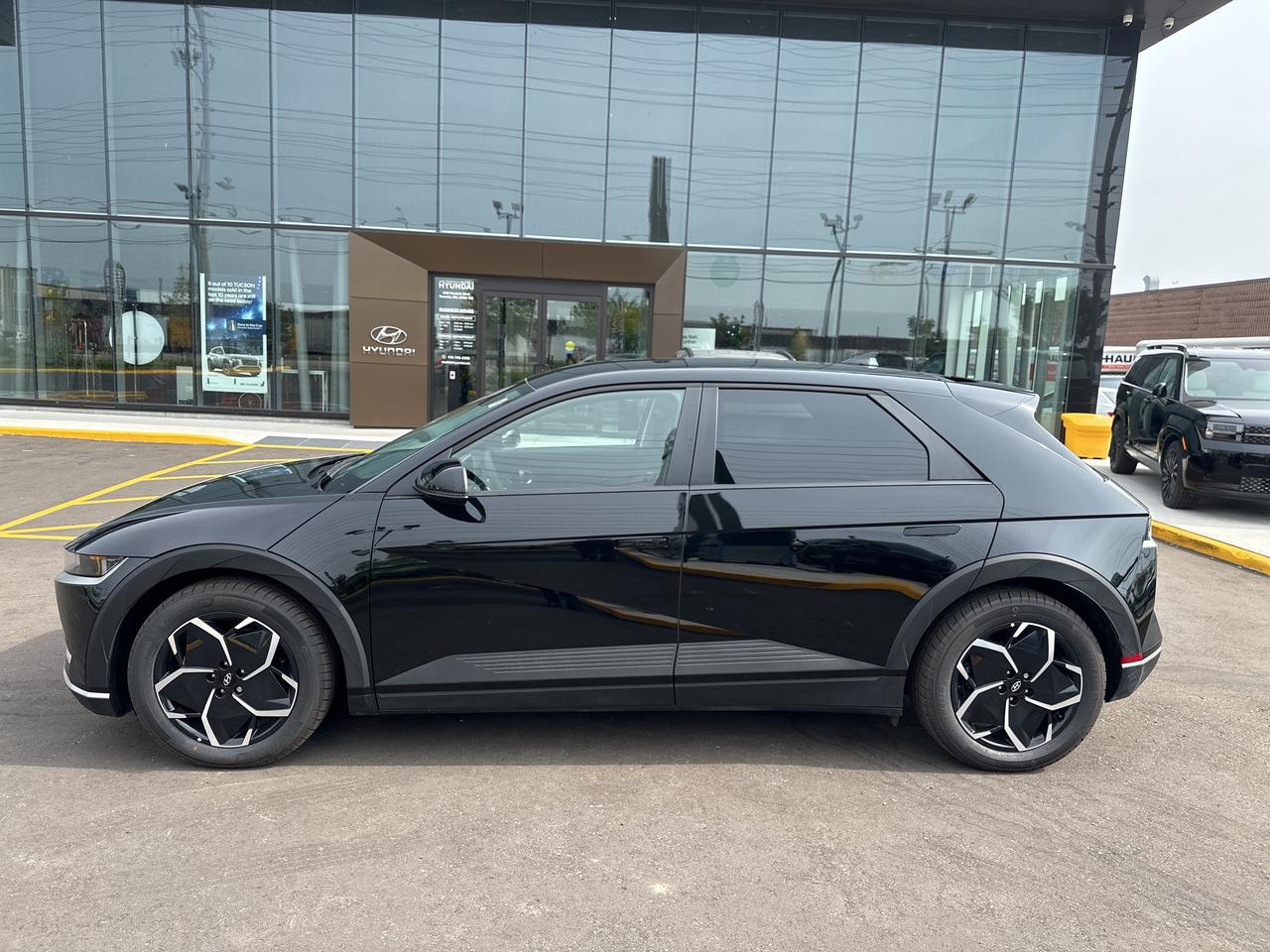 2024 Hyundai IONIQ 5 Preferred RWD Long Range   Starting from 3.99% OAC Photo