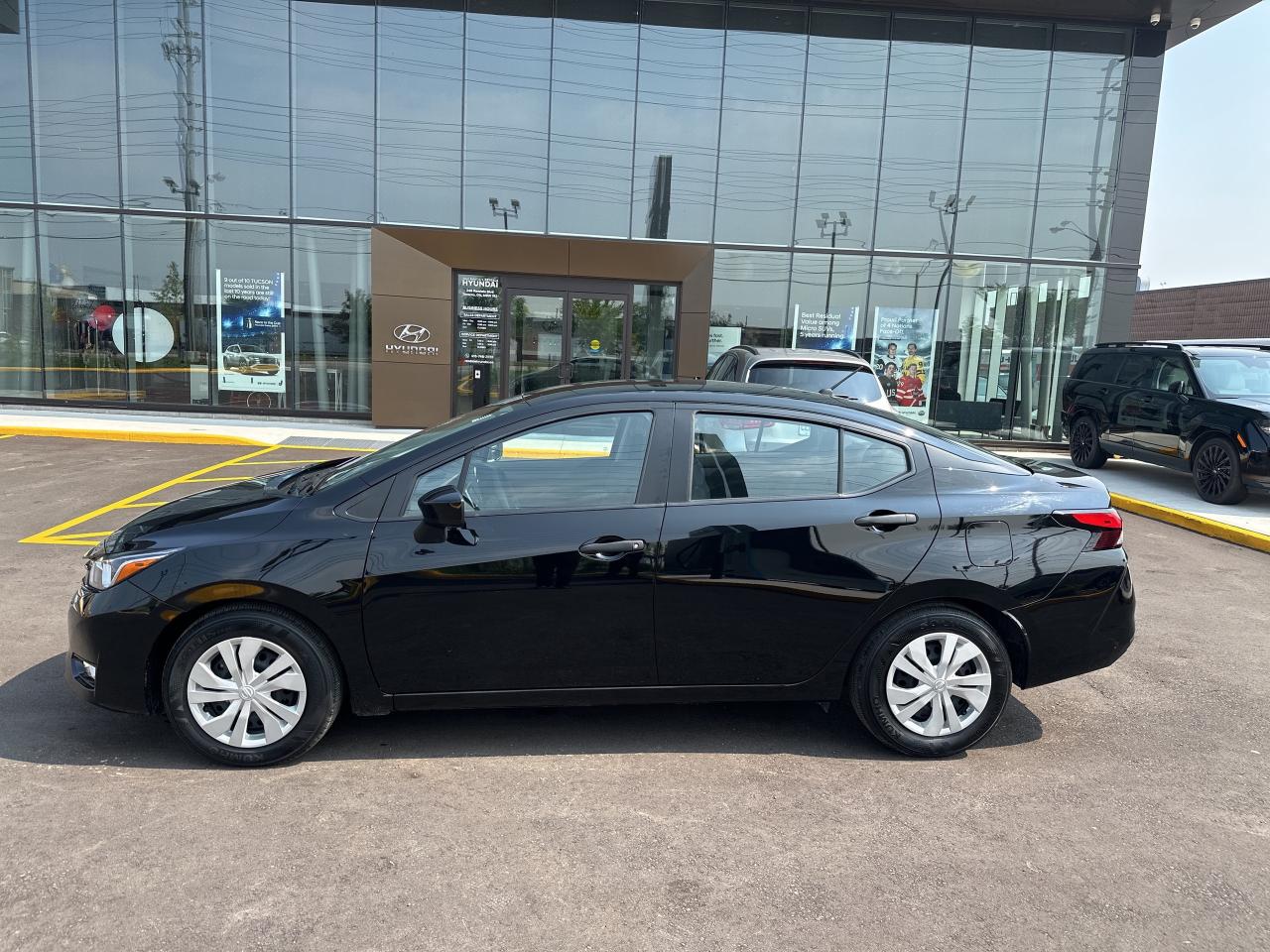 2024 Nissan Versa S CVT   ONE OWNER   CLEAN CAR FAX Photo3