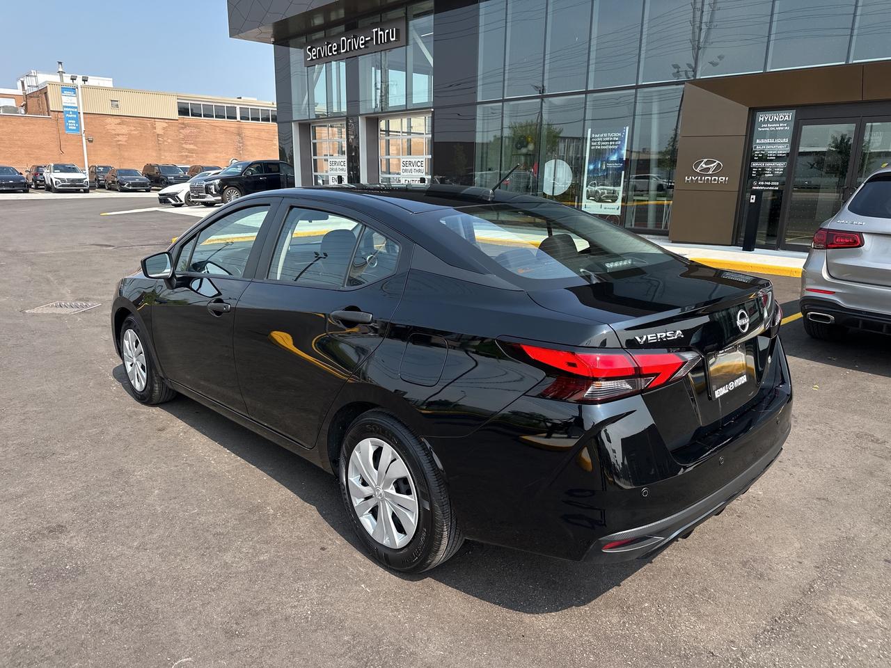 2024 Nissan Versa S CVT   ONE OWNER   CLEAN CAR FAX Photo4