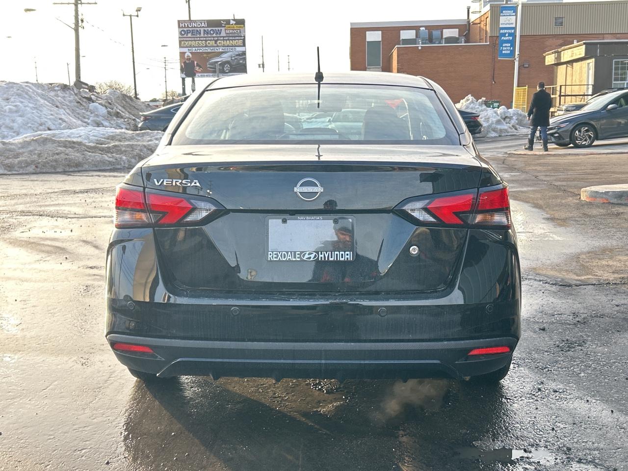 2024 Nissan Versa S CVT   CLEAN CAR FAX Photo