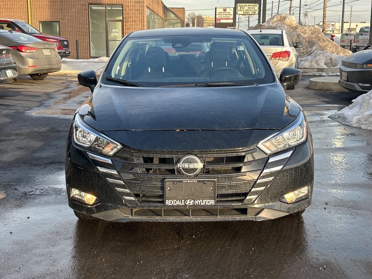 2024 Nissan Versa S CVT   CLEAN CAR FAX Photo