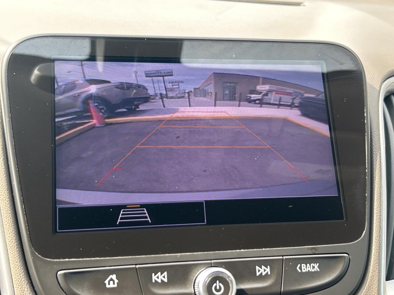 2022 Chevrolet Malibu 4DR SDN LT Photo