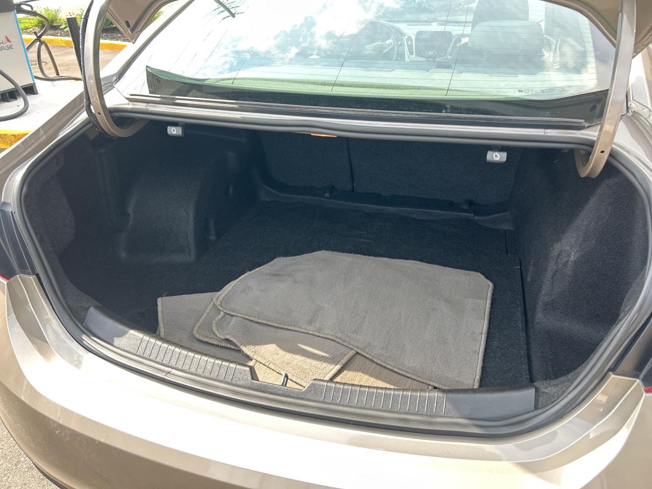 2022 Chevrolet Malibu 4DR SDN LT Photo