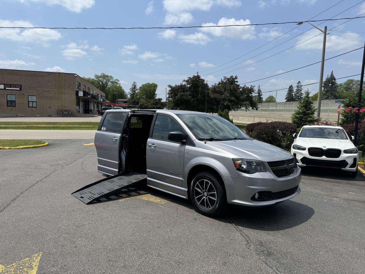 2019 Dodge Grand Caravan Wheelchair Accessible   LOW KMS! Photo