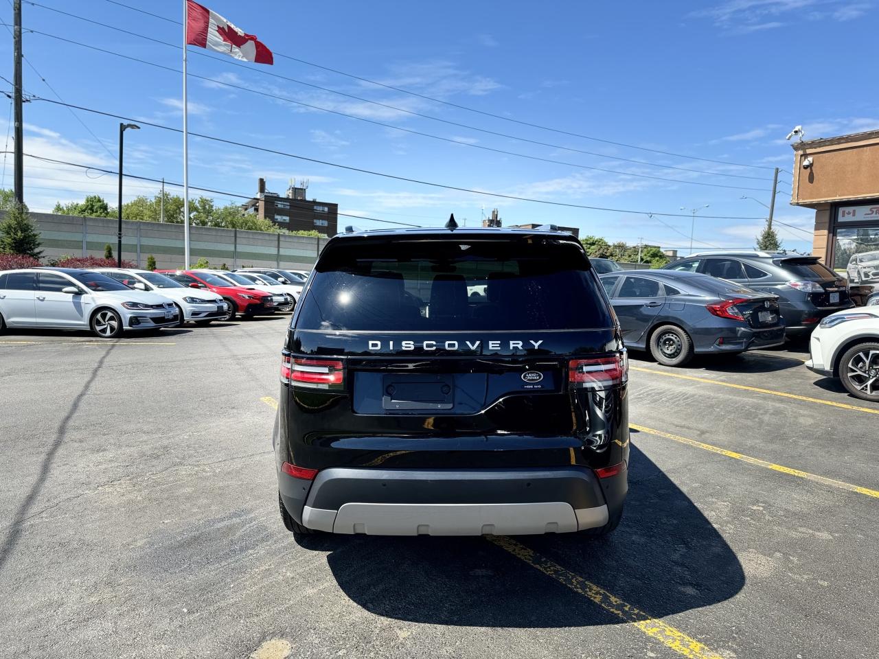 2019 Land Rover Discovery HSE Luxury 4WD / CleanCarfax! Photo