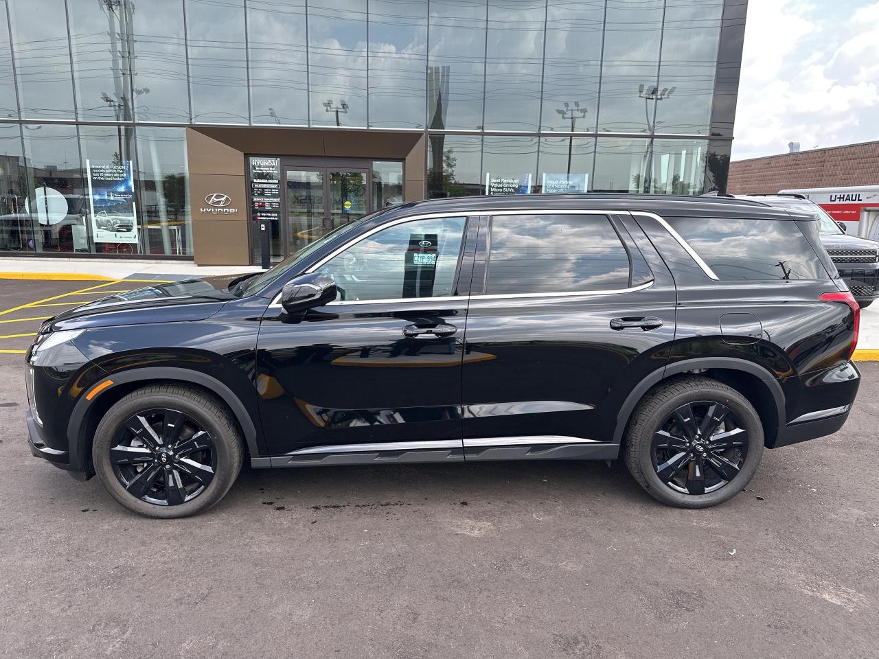 2024 Hyundai PALISADE Urban 7-Passenger AWD   Starting from 5.29% OAC Photo