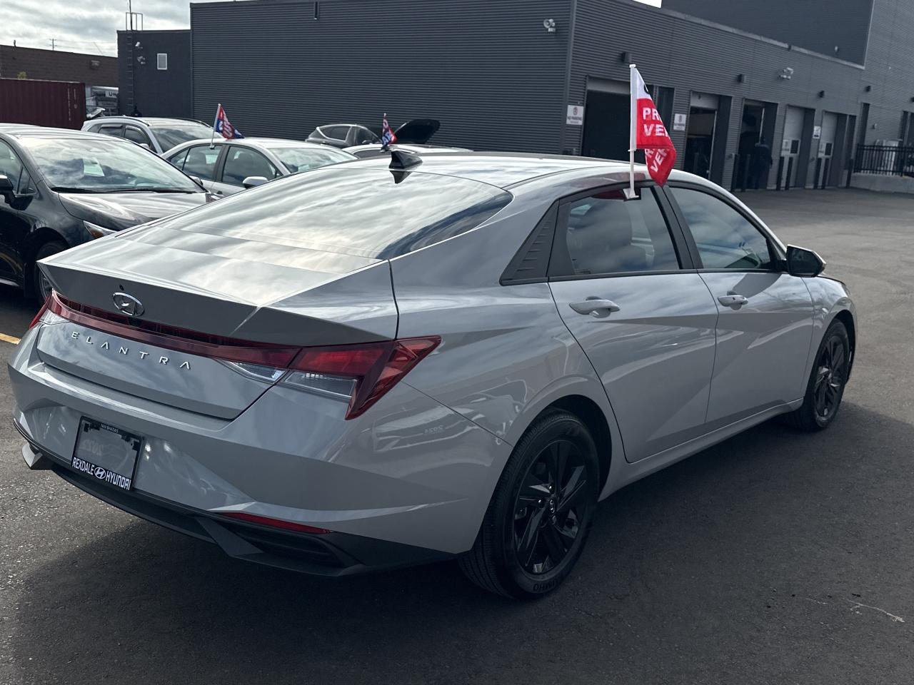 2023 Hyundai Elantra Preferred IVT w-Tech Pkg   Starting from 4.49% OAC Photo