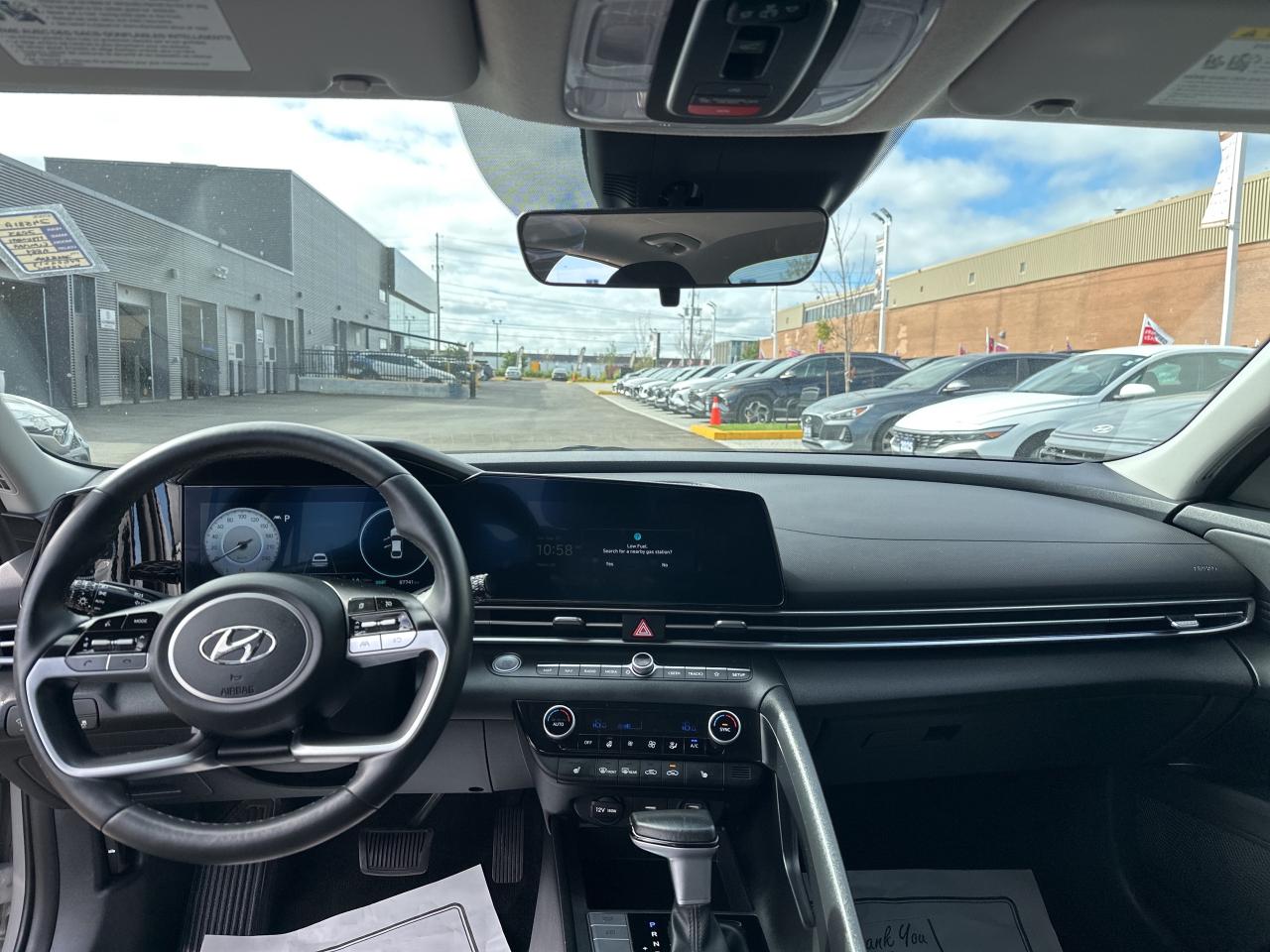 2023 Hyundai Elantra Preferred IVT w-Tech Pkg   Starting from 4.49% OAC Photo