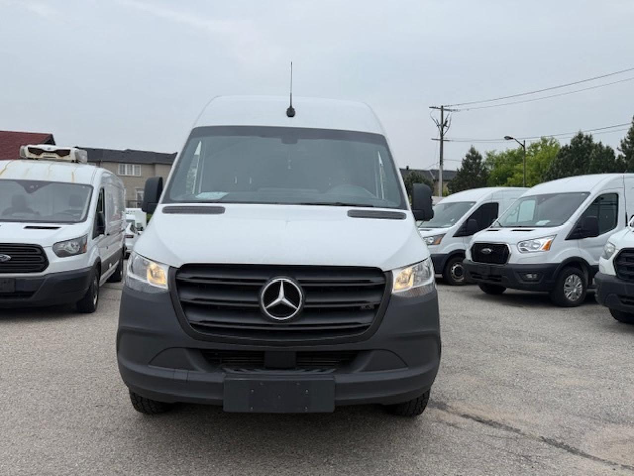 2024 Mercedes-Benz Sprinter Cargo Van 2500 High Roof I4 170 Photo3