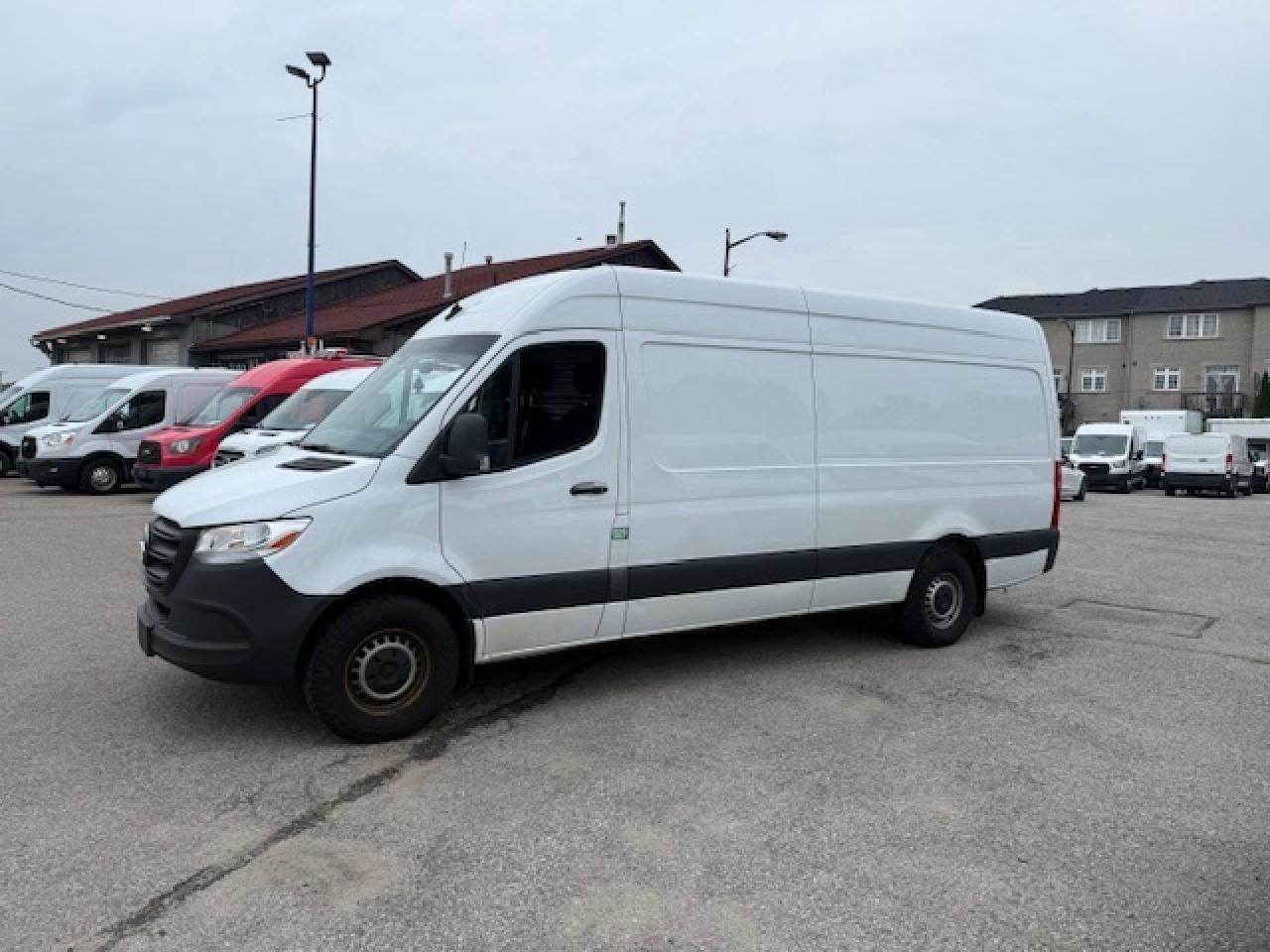 2024 Mercedes-Benz Sprinter Cargo Van 2500 High Roof I4 170 Photo