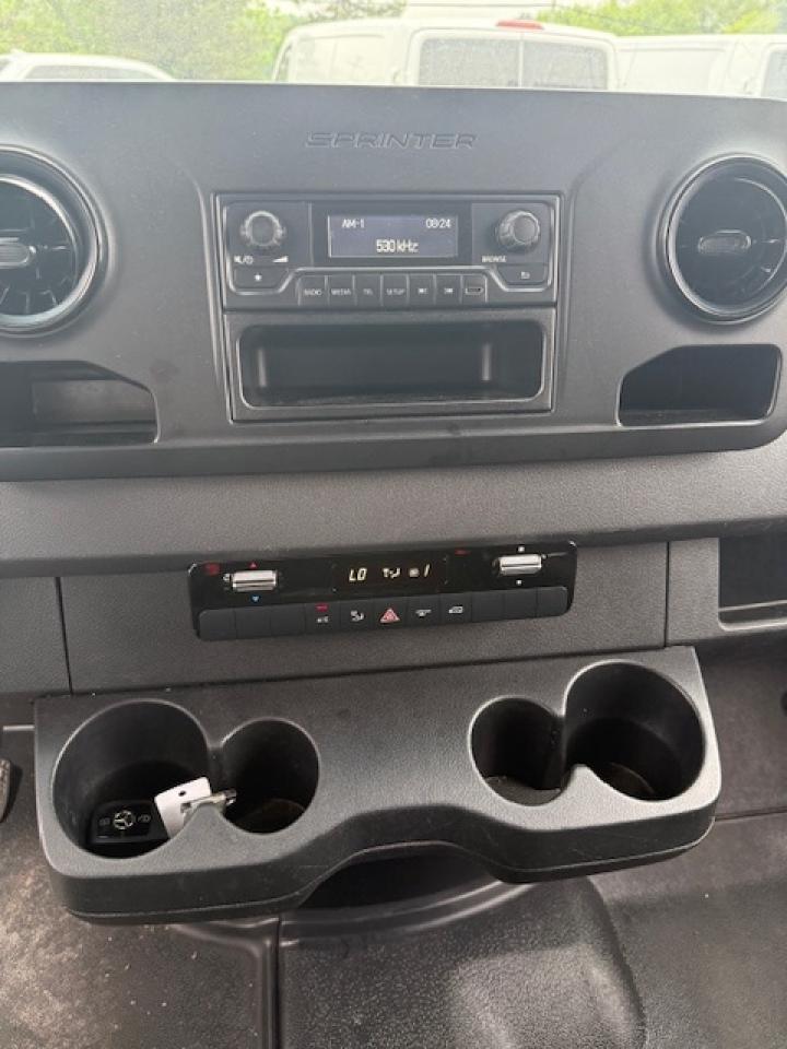 2024 Mercedes-Benz Sprinter Cargo Van 2500 High Roof I4 170 Photo