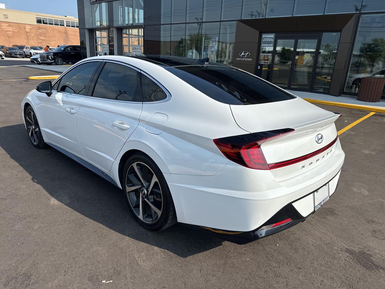 2023 Hyundai Sonata 1.6T Sport   Starting from 4.49% OAC Photo4