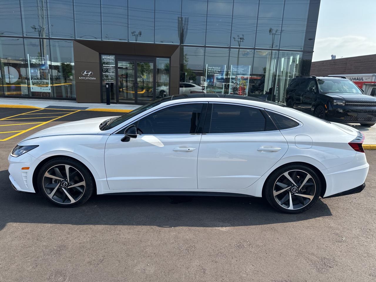 2023 Hyundai Sonata 1.6T Sport   Starting from 4.49% OAC Photo3