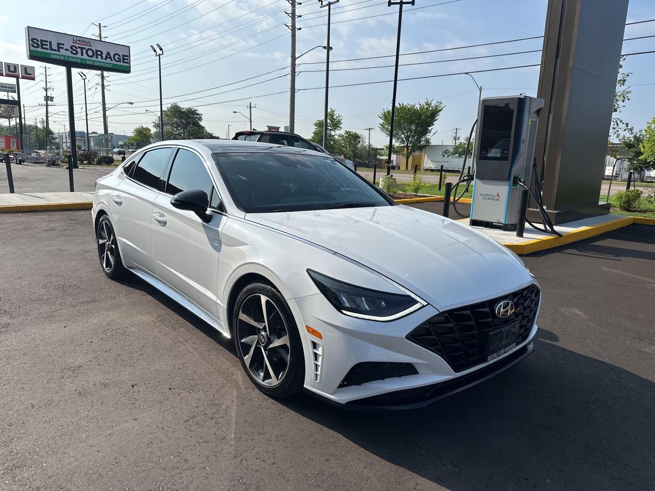 2023 Hyundai Sonata 1.6T Sport   Starting from 4.49% OAC Photo