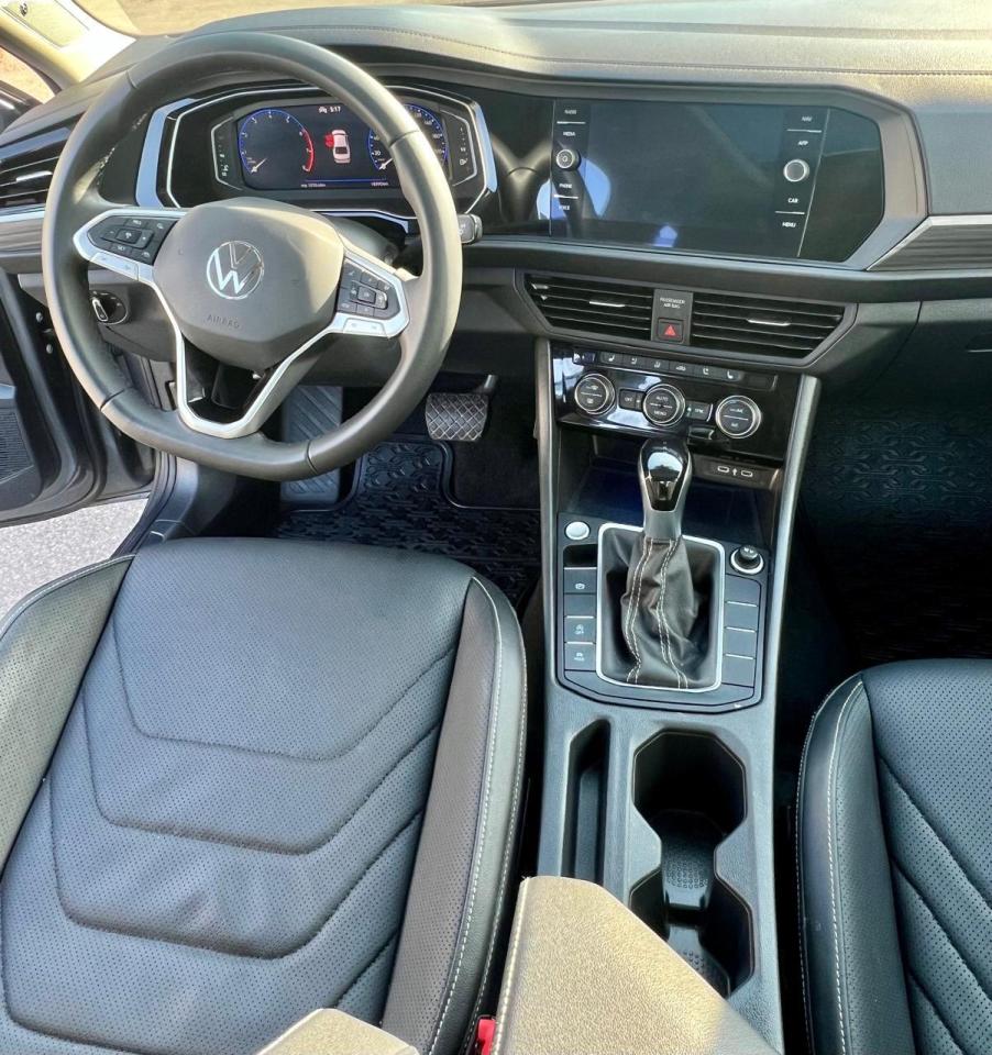 2024 Volkswagen Jetta HIGHLINE, FWD, SUNROOF, BACK CAMERA, LEATHER SEATS Photo