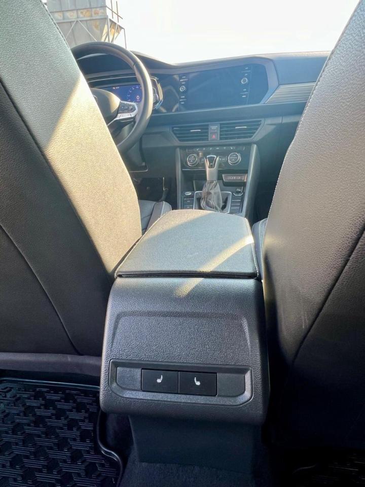 2024 Volkswagen Jetta HIGHLINE, FWD, SUNROOF, BACK CAMERA, LEATHER SEATS Photo