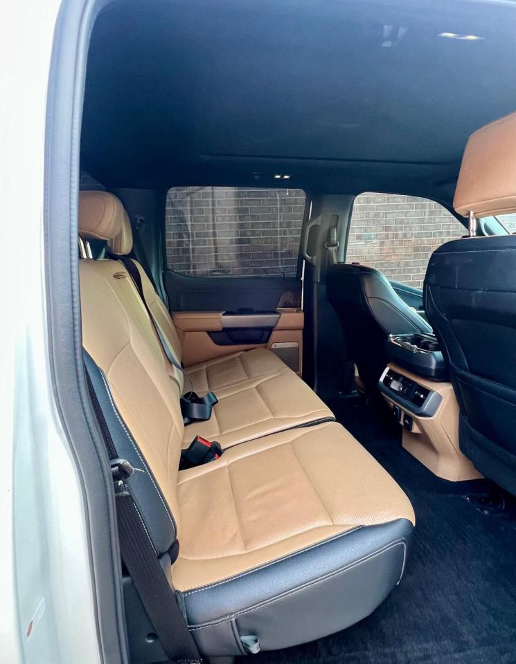 2022 Ford F-150 LARIAT 4WD SUPERCREW 5.5' BOX, NAVI, PANO ROOF Photo