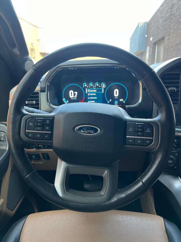 2022 Ford F-150 LARIAT 4WD SUPERCREW 5.5' BOX, NAVI, PANO ROOF Photo