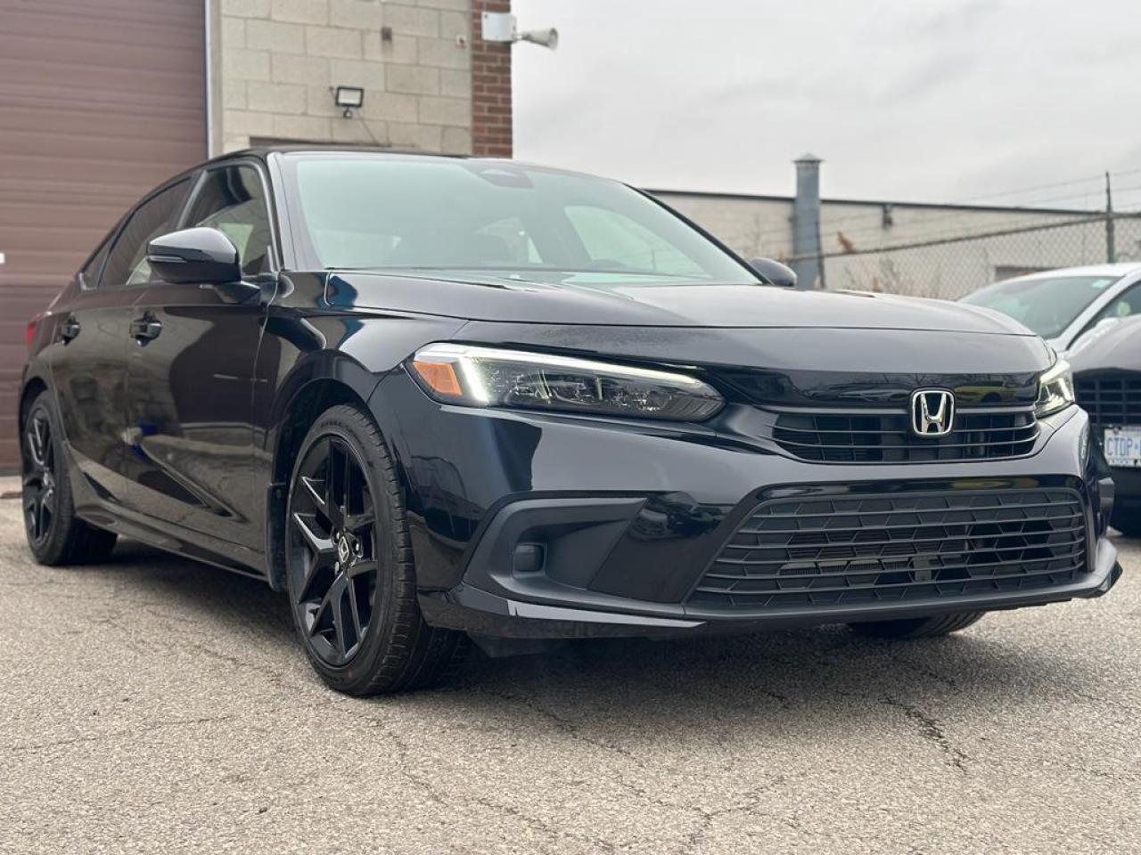 2024 Honda Civic Sedan SPORT CVT, NAV, ALLOYS, LEATHER INTERIOR Photo0