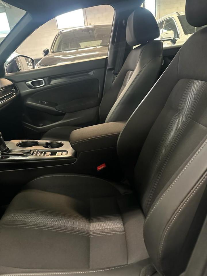 2024 Honda Civic Sedan SPORT CVT, NAV, ALLOYS, LEATHER INTERIOR Photo