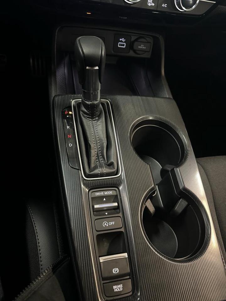 2024 Honda Civic Sedan SPORT CVT, NAV, ALLOYS, LEATHER INTERIOR Photo