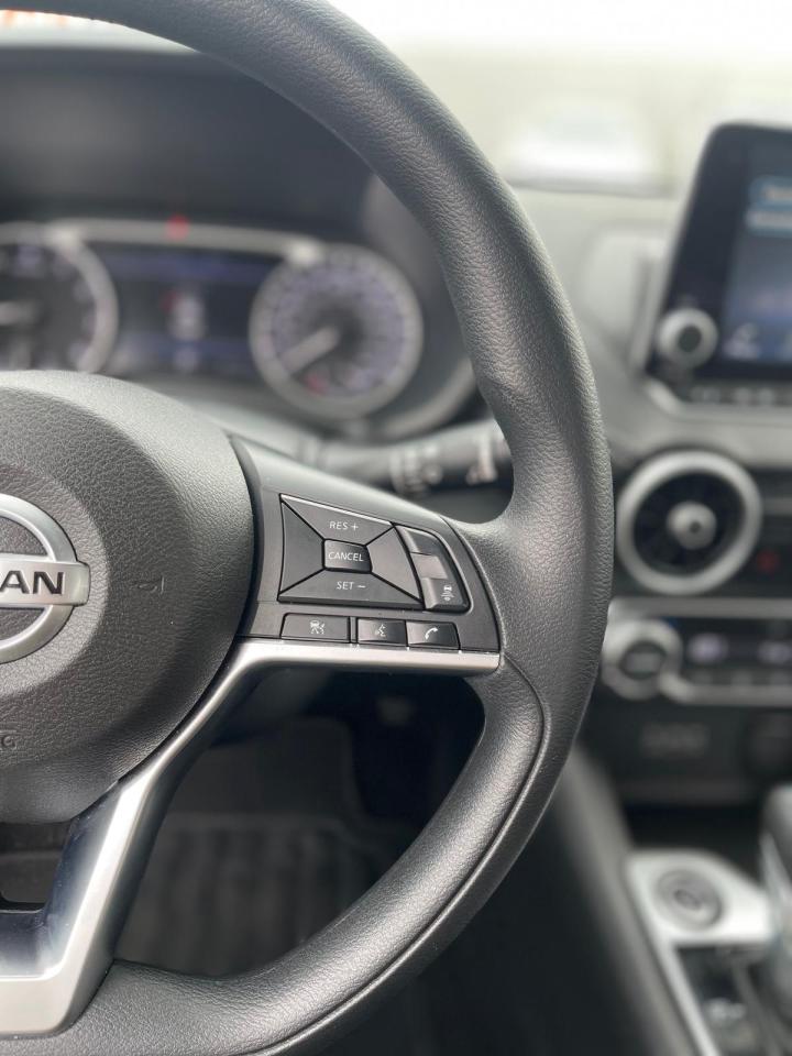2023 Nissan Sentra SV, BACK UP CAMERA, CAR PLAY, HEATED SEATS Photo