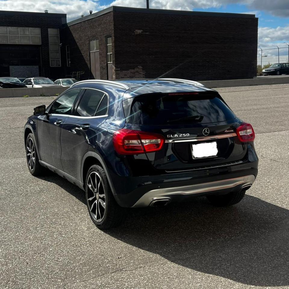 2017 Mercedes-Benz GLA 4MATIC, NAVI, PANO ROOF, CAMERA, HEATED SEATS Photo3