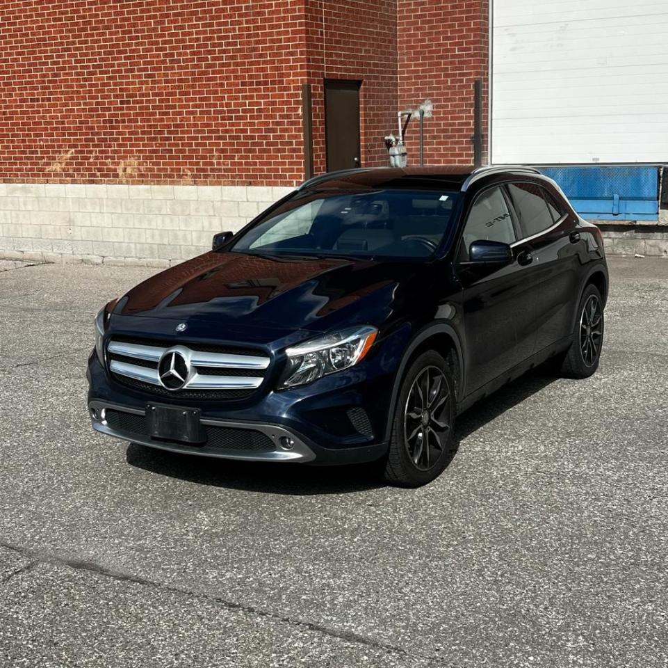 2017 Mercedes-Benz GLA 4MATIC, NAVI, PANO ROOF, CAMERA, HEATED SEATS Photo