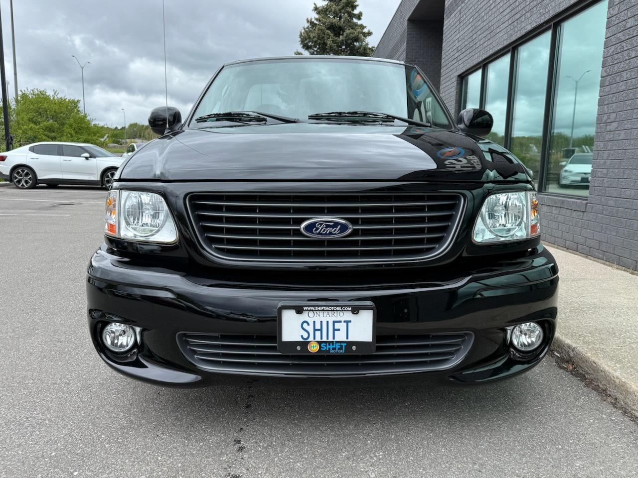 2004 Ford F-150 Flareside SVT  Lightning Photo