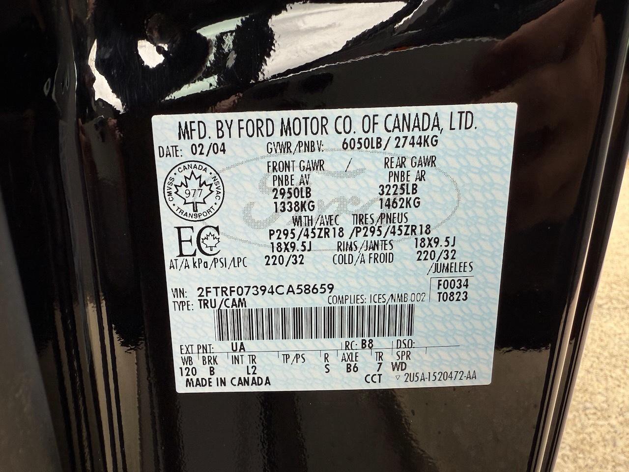 2004 Ford F-150 Flareside SVT  Lightning Photo