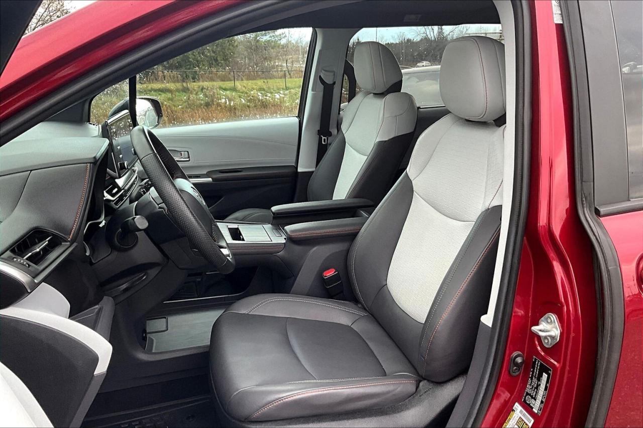 2023 Toyota Sienna XSE AWD 7-Passenger   CarPlay/Android   Navigation Photo