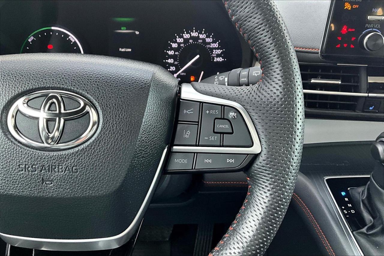 2023 Toyota Sienna XSE AWD 7-Passenger   CarPlay/Android   Navigation Photo