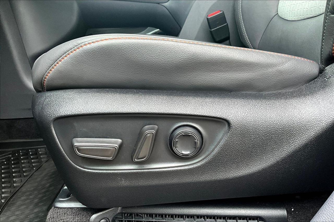 2023 Toyota Sienna XSE AWD 7-Passenger   CarPlay/Android   Navigation Photo