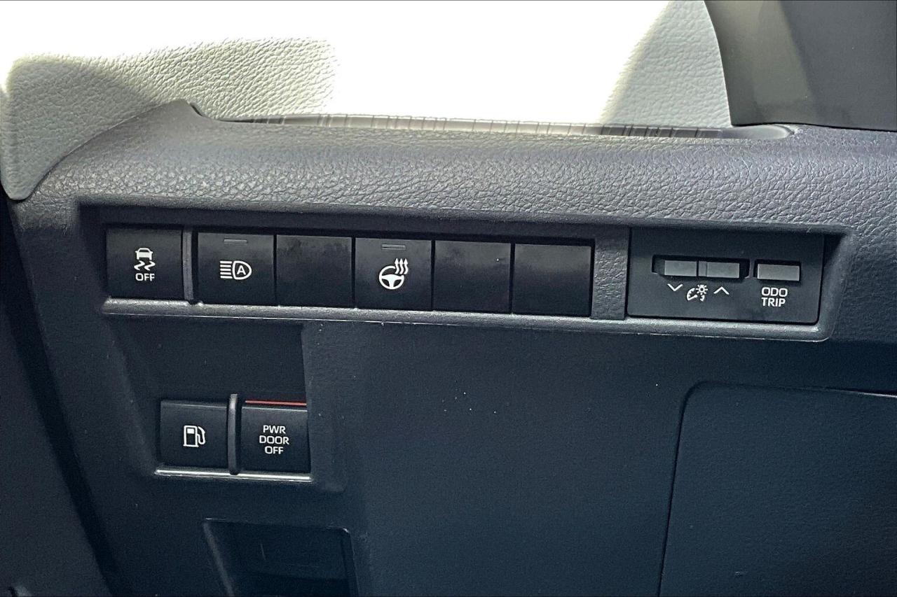 2023 Toyota Sienna XSE AWD 7-Passenger   CarPlay/Android   Navigation Photo