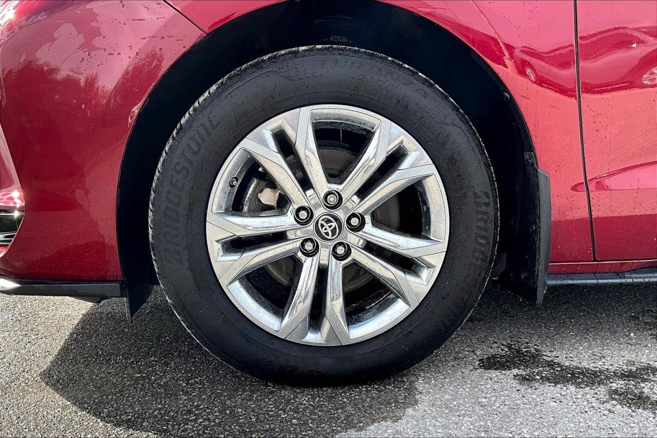 2023 Toyota Sienna XSE AWD 7-Passenger   CarPlay/Android   Navigation Photo