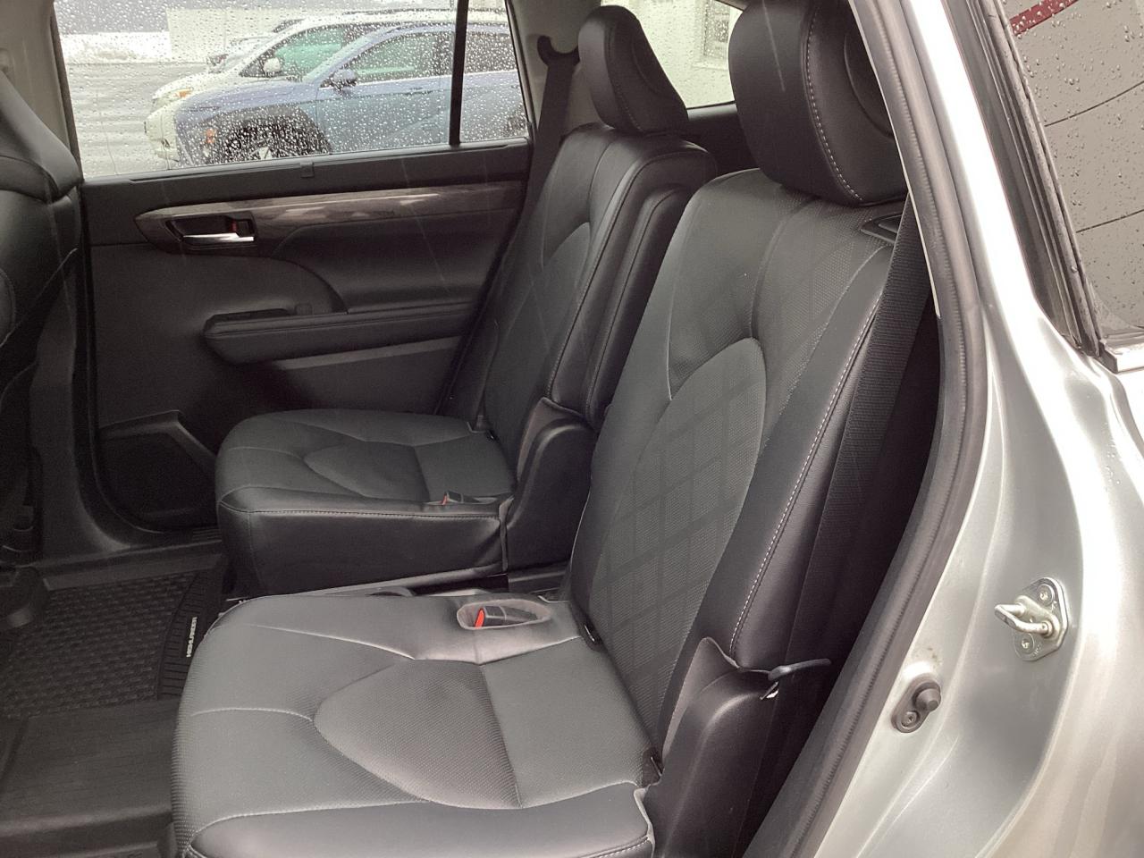 2021 Toyota Highlander PLATINUM AWD Photo