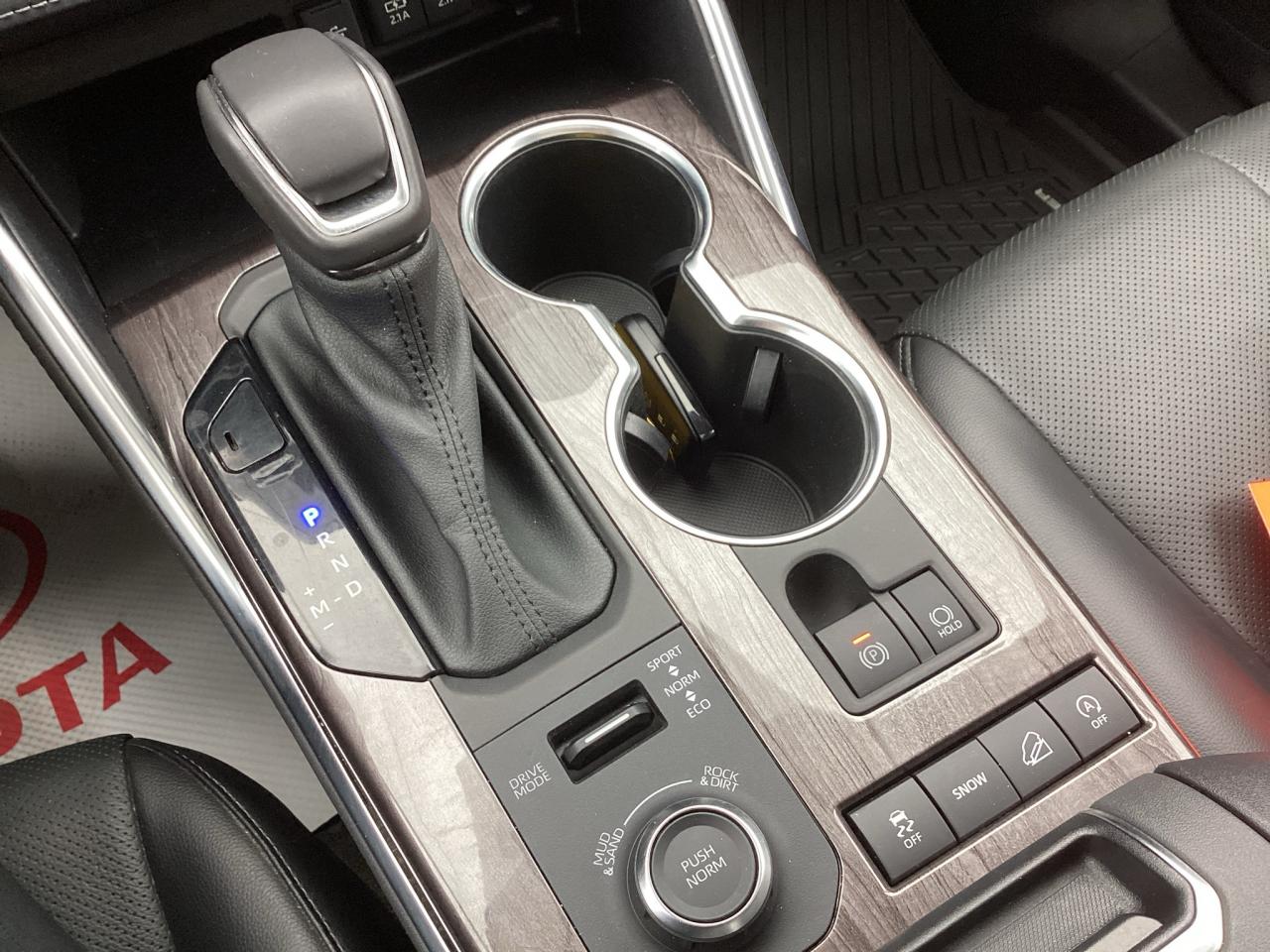 2021 Toyota Highlander PLATINUM AWD Photo