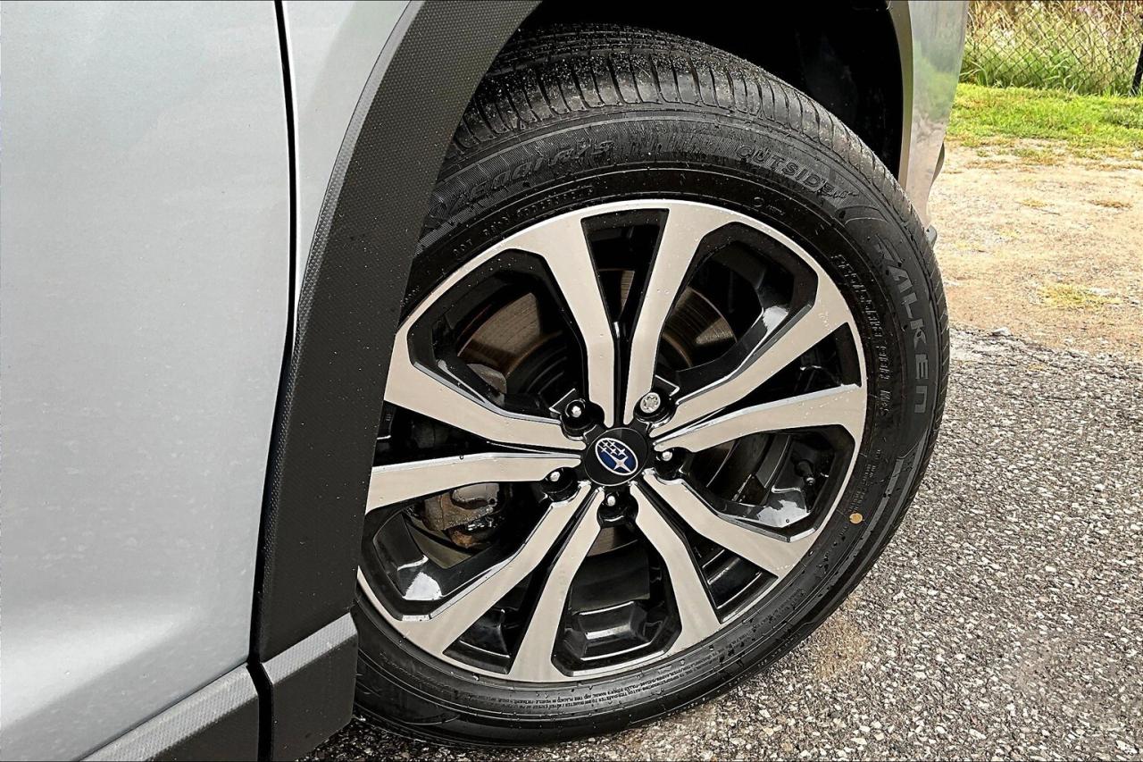 2022 Subaru Forester Limited AWD - CPO 3.99% FINANCING Photo