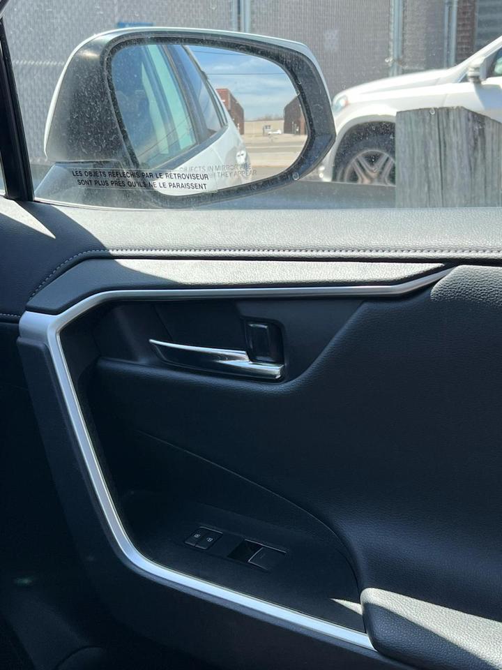 2023 Toyota RAV4 AWD LIMITED, SUNROOF, BACKUP CAM, LEATHER SEATS Photo