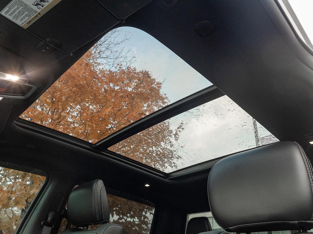 2023 RAM 1500 Sport  NIGHT EDITION  REBEL 12  ROOF  NAVI PWR STE Photo