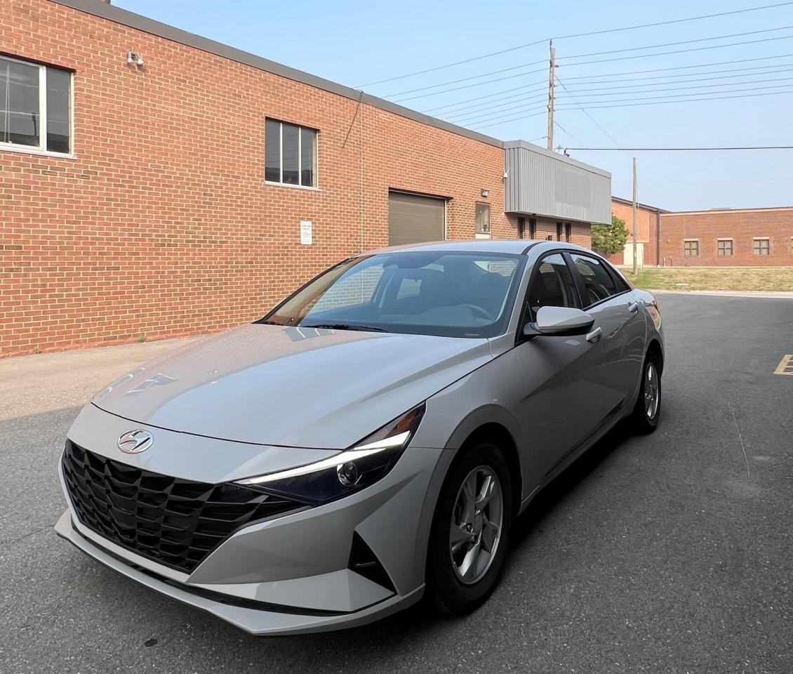 2023 Hyundai Elantra ESSENTIAL, HEATED SEATS, BACKUP CAM APPLE CARPLAY Photo